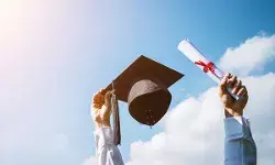 Gujarat HC Paves Way for Other Professionals to Enrol As Lawyers