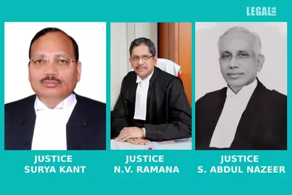 Supreme Court says Advocates cannot enter into arrangements contrary to law