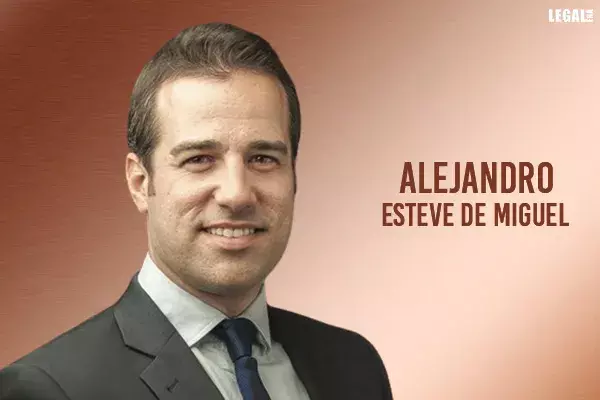 Alejandro-Esteve-De-Miguel