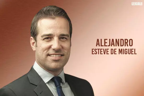 Alejandro-Esteve-De-Miguel