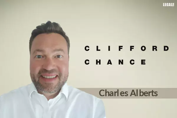 Clifford Chance hires from Aon in London