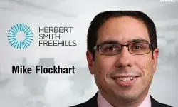 Mike-Flockhartas