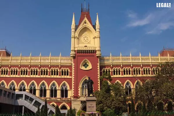 Calcutta High Court: No Amount can be Deducted as TDS from the Decretal Sum