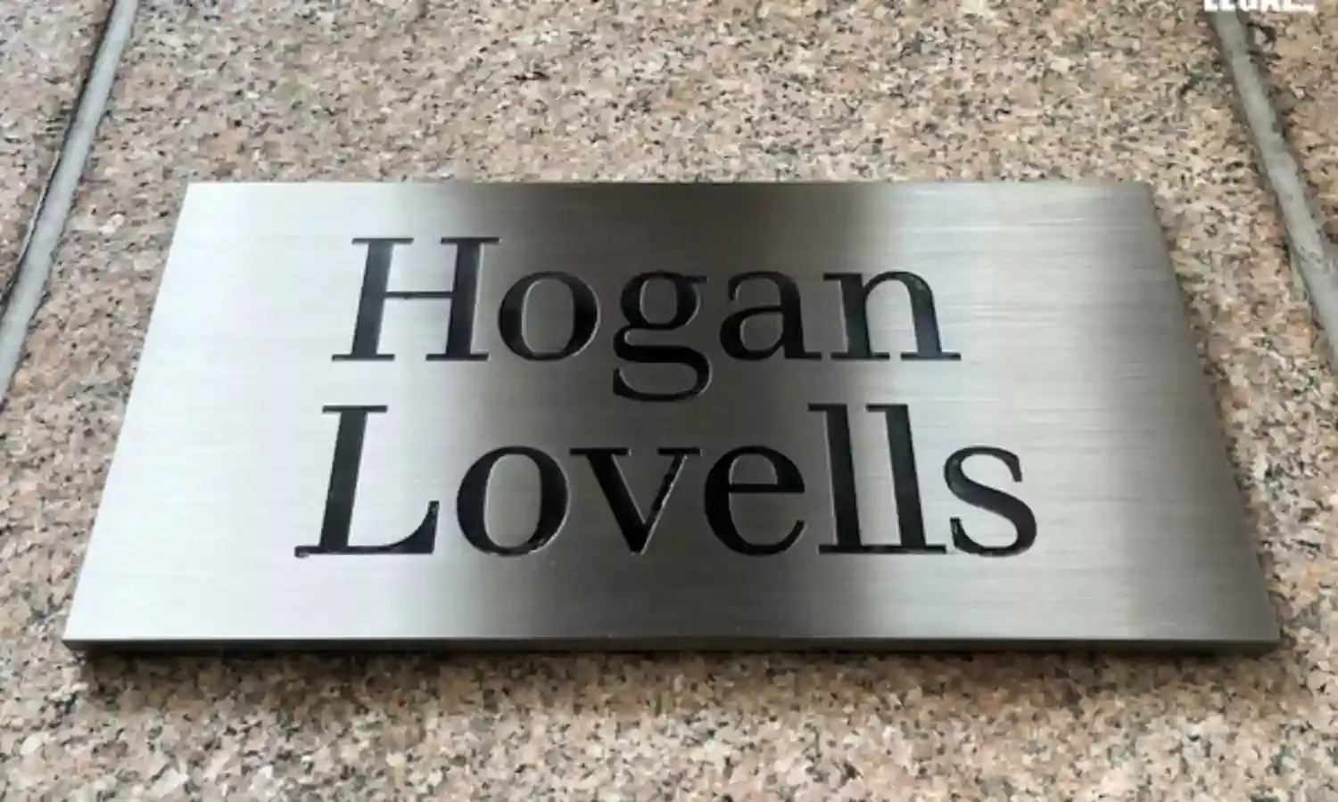 Hogan-Lovells