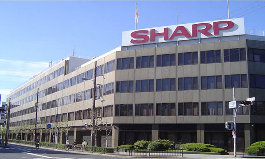 Japans Sharp wins network tech patent infringement suit against Daimler