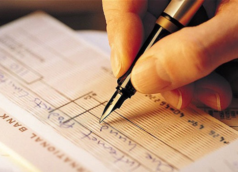 Cannot Haul up Authorized Signatories for Cheque Bounce: Karnataka High Court