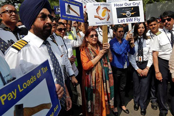 Jet Airways Pilots Union Likely To File Plea With The National Company Law Tribunal Over Unpaid Salary, Gratuity Payments