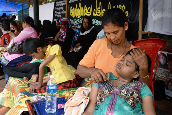 Supreme Court orders State of Kerala to give Rs. 5 lakh compensation to four victims in Endosulfan case