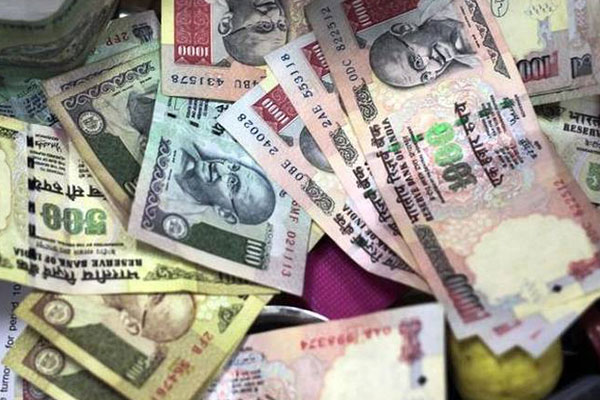 Businessman moves SC for deposit of pre-demonitisation currency notes in Bank