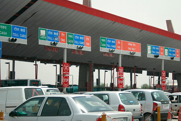 NCDRC imposes a fine of Rs. 1 lakh on toll collection firm for charging commuter who had a valid toll pass