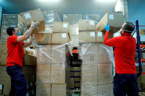 Spain purchases medical equipment from China