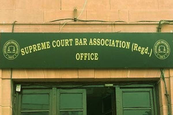 SCBA to convene meeting to oust Dushyant Dave from the post of President