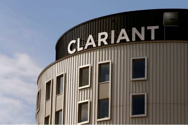 PolyOne Polymers acquires stake in Clariant with the assistance of AZB & Partners